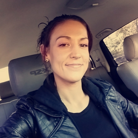 Meet your Posher, Rachel - Picture 7 of 16